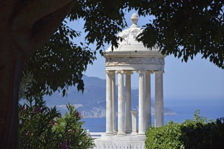 Feuer und Drogenkriminalität in Son Banya, Mallorca: Eine alarmierende Situation