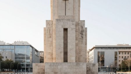 Streit um sa Feixina: Politische Kontroversen in Palma Das Sa Feixina Monument in Palma bei Tageslicht, ein symbolträchtiges historisches Bauwerk ohne politische Symbole