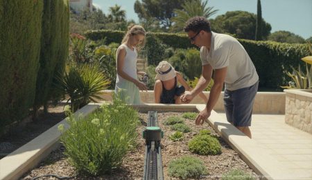 Bewässerungssysteme auf Mallorca: Nachhaltige Lösungen im Garten Moderne Bewässerungssysteme im Garten auf Mallorca mit Sensoren