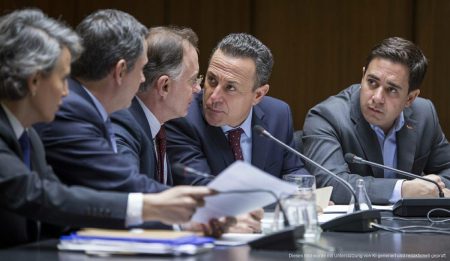 Konferenz von Gesundheitspolitikern zur Krebsvorsorge in Zaragoza