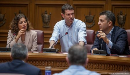 VOX lehnt Schuldennachlass und Klimanotstandsmaßnahmen in Felanitx ab VOX lehnt in Felanitx Schuldennachlass und Klimanotstand ab