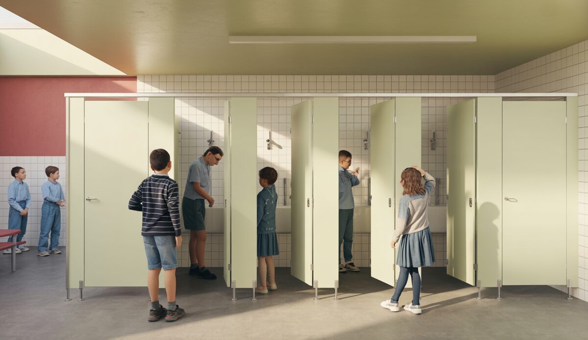 Renovierte Sanitäreinrichtungen des CEIP Pere Rosselló i Oliver in Alaró