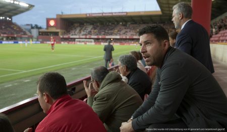 Krise beim RCD Mallorca: Führungsstrategien im Fokus Spieler des RCD Mallorca im Son Moix Stadium während eines Fußballspiels mit angespannter Atmosphäre