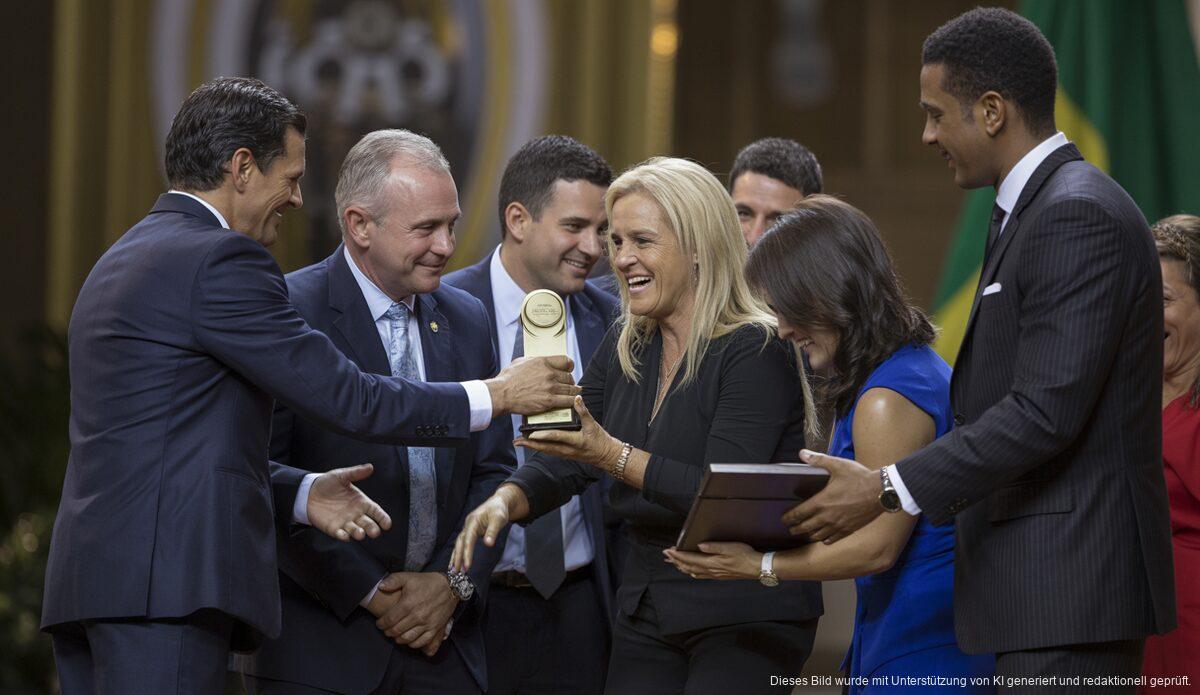 Marga Prohens wird in Brasilien für Futsal-Unterstützung ausgezeichnet.