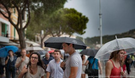 Regnerisches Wetter mit starken Windböen auf Mallorca erwartet Regen und Windböen auf Mallorca in Port d'Andratx