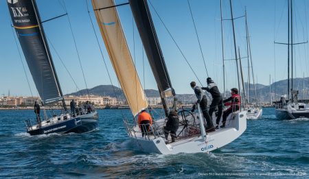 Dramatische Wende bei den Puerto Portals Dragon Winter Series Segelbootwettbewerb bei den Puerto Portals Dragon Winter Series in Palma