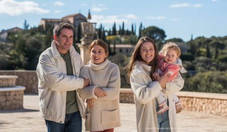 Angenehmes Winterwetter in Santanyí mit klarem Himmel und milden Temperaturen.