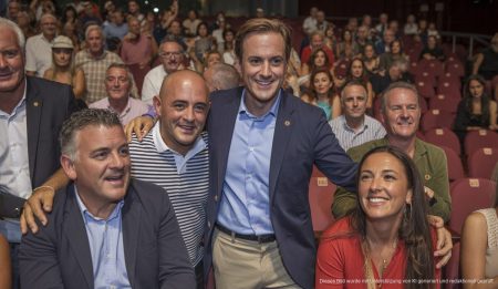 RCD Mallorca ehrt treue Fans zum 110-jährigen Vereinsbestehen RCD Mallorca ehrt Fans beim 110-jährigen Jubiläum im Trui Teatre