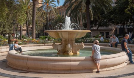 Restaurierung der Brunnen in Palma abgeschlossen Restaurierter Brunnen in den Gärten der Plaça de la Reina, Palma