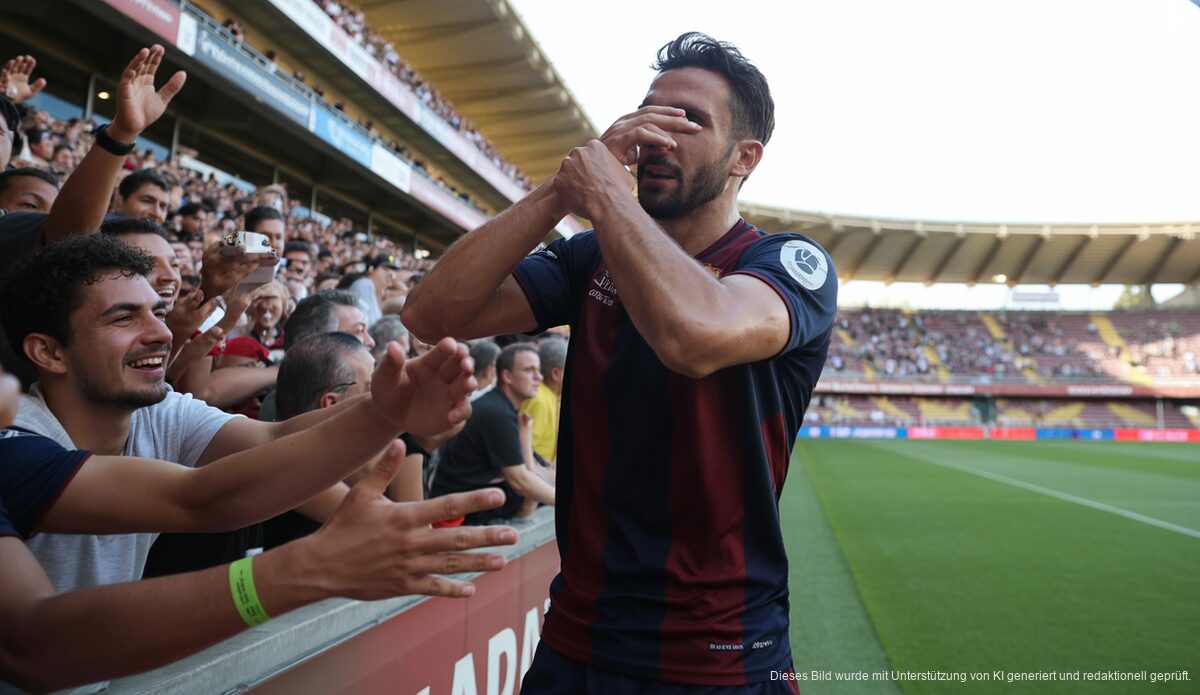 Vedat Muriqi feiert ein Tor im Stadion von Mallorca
