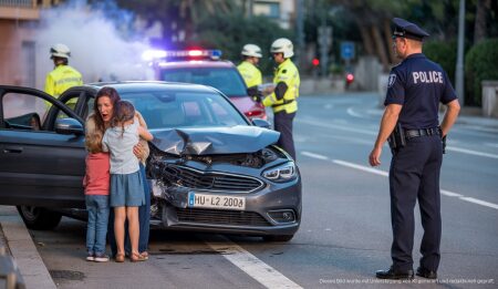 Unfall in Palma: Betrunkener Fahrer verursacht Frontalzusammenstoß Verkehrsunfall in Palma mit betrunkener Fahrer und Rettungsdienste